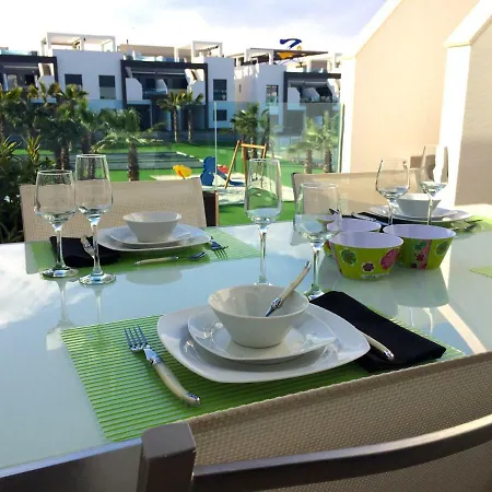 شقة Penthouse Oasis أوريويلا